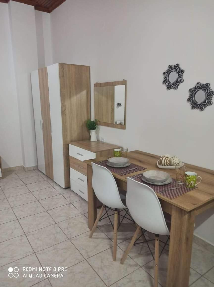 Amadeus Hawaii Apartments & Studios Sidárion Pokoj fotografie